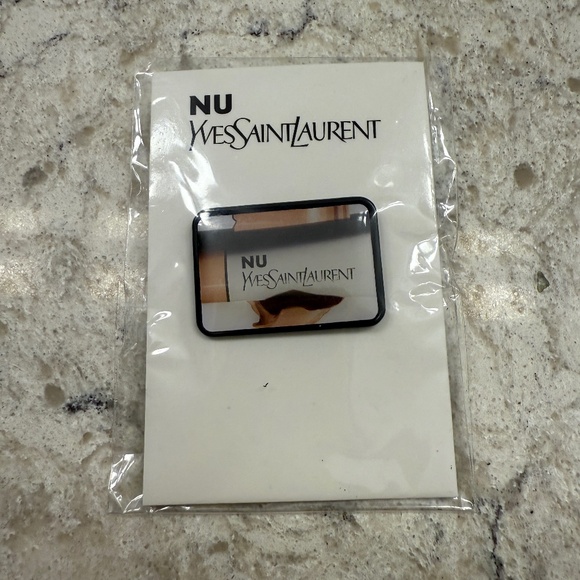 NU yves saint laurent Pin for Nu Glow in balm product - Picture 1 of 2